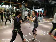 -VLines耀能运动24小时·月付制健身(京广桥店)