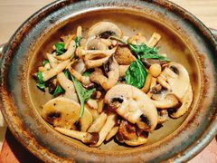 菇菌啫啫煲-七色云蔬食(喜邻里店)
