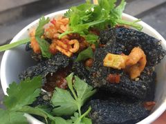 -黑色经典臭豆腐·湖南特产(坡子街店)