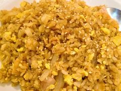 -必胜客(WOW中心城店)