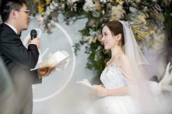 -MECCI婚礼摄影跟拍(红东方广场店)