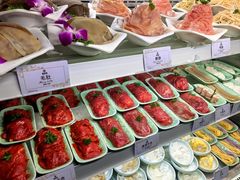 -雍容荟帝王蟹活龙虾展台自助(IFS黑金店)