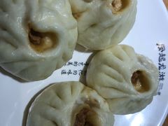 老面土猪肉包-凤起龙游老面包子(凯德晶品店)
