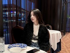 -醉辉皇上海之巅(上海中心大厦店)