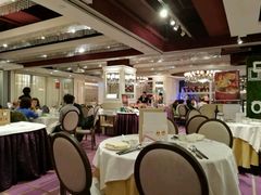 -鸿星海鲜酒家(格兰中心店)