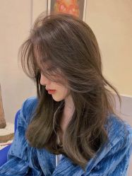 -Hello Lady发型设计