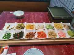 -怪噜范·老贵阳街头名小吃(数博万达店)