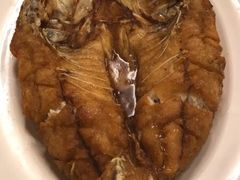 -J Daeng Seafood