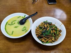 -三百碗宝应长鱼面(板仓街店)