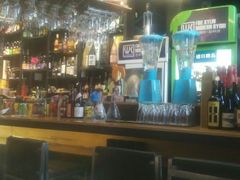 -HIHE Bistro·Oyster Bar(华熙live店)