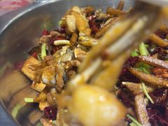 干锅牛蛙-馋嘴蛙火锅