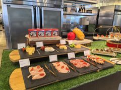 -圣丰索菲特·2 On 988 Café 自助餐厅