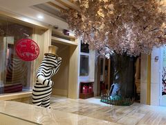 -碧中海汤泉汗蒸酒店