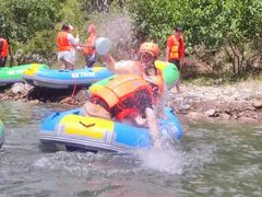 -雅鲁激流探险漂流