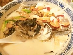 极品鱼头皇-山外山菜馆(玉泉路店)