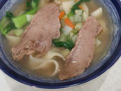-秦香陕西食府(华贸天地店)