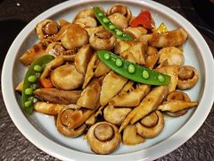 春笋烧口蘑-北平盛世·新京菜·北京烤鸭(劲松·双井店)