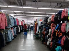 -迪卡侬(西三旗店)