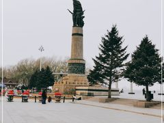 -人民防洪胜利纪念塔