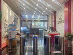 -英派斯健身旗舰店(海信国际中心馆)