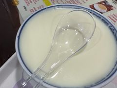 冻双皮奶-百花传统甜品店(原址店)