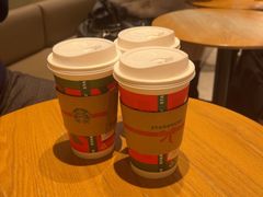 -星巴克臻选(上海中环广场2F店)