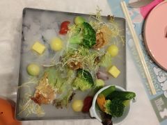 -水桶王国主题餐厅·聚会·生日派对·亲子活动·家庭套餐(亚龙湾希尔顿店)