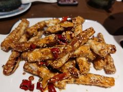 -梧桐树下(云锦世家店)