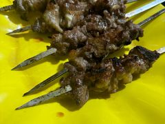 -烤肉小伙烤肉店