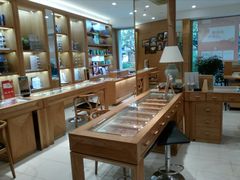 -宝丽眼镜(湖墅店)