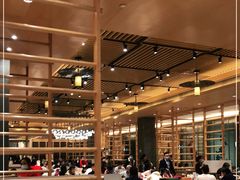大堂-稻香酒家·34年老字号·港式粤菜(汉街店)