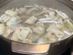 -喃喃椰·糟粕醋·椰子鸡火锅(七堡花园店)
