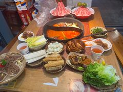 -赵美丽·重庆社区火锅·直营店(火车东站·中豪国际店)