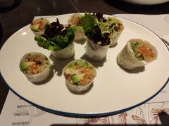 牛油果软壳蟹米纸卷-美奈小馆·越南料理(中航城君尚购物中心店)