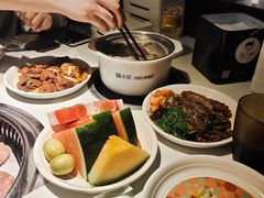 -钱小奴创意自助餐厅·山野黑猪肉畅吃(苏州昆山招商花园城店)