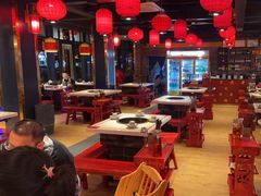 -爱你您·自家鱼塘·活水喷泉鱼火锅(八里店)