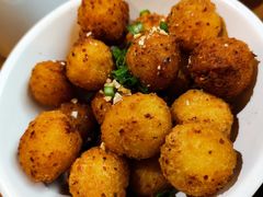 孜然小土豆-炉小二铜锅牛蛙•川湘菜(三里屯店)