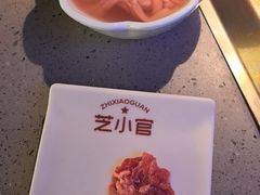 -芝小官毛肚火锅海鲜自助(苏州吴江区万宝店)