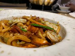 -穹六人间 people 6(岳阳路店)