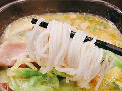 -阿香米线(大唐西市大润发店)