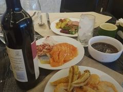 -东方红海鲜百汇(国际大厦店)