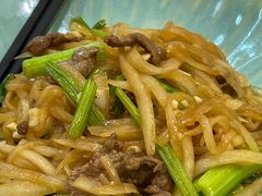 -新一家农家菜(华景新城店)