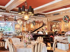 -火车头法国西餐厅