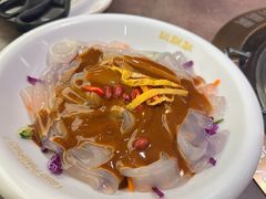 -锅飘飘·东北铁锅炖(雨花客厅店)