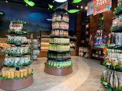 -三只松鼠生活馆(芜湖弋江金鹰店)