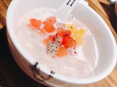 现任椰奶冰粉-太二酸菜鱼(广州IFC国金天地店)
