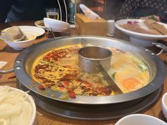 -佬土鹅肠火锅(解放路店)