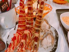 花竹虾-鲜入围煮花胶鸡海鲜火锅