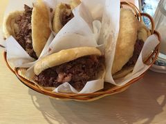 -闫家驴肉老店(华电一校店)