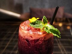 混合莓果-wann lounge 低温慢煮牛排·清吧